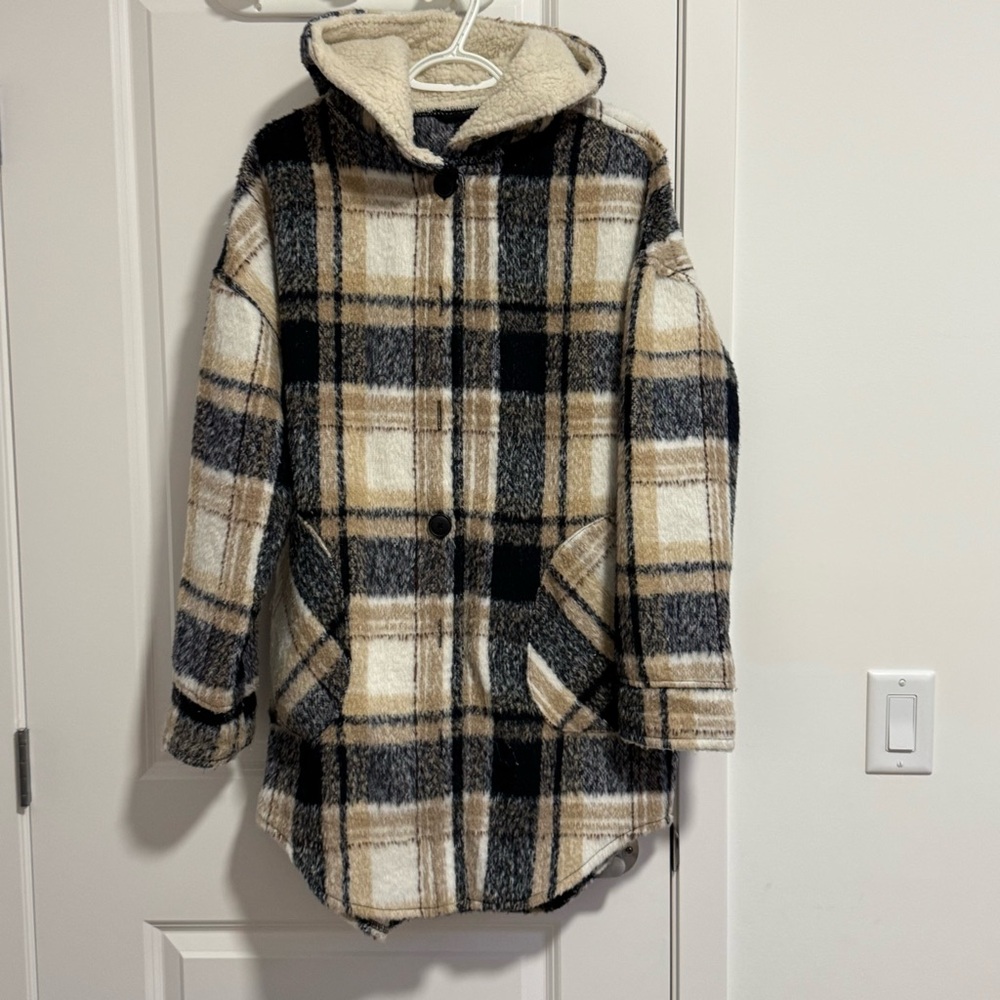 Design Lab Lord & Taylor Plaid Teddy Hooded Jacket in Black, Cream & Tan